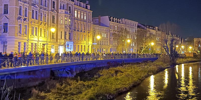 1700 Menschen in Halle auf der Straße am 20.12.2021